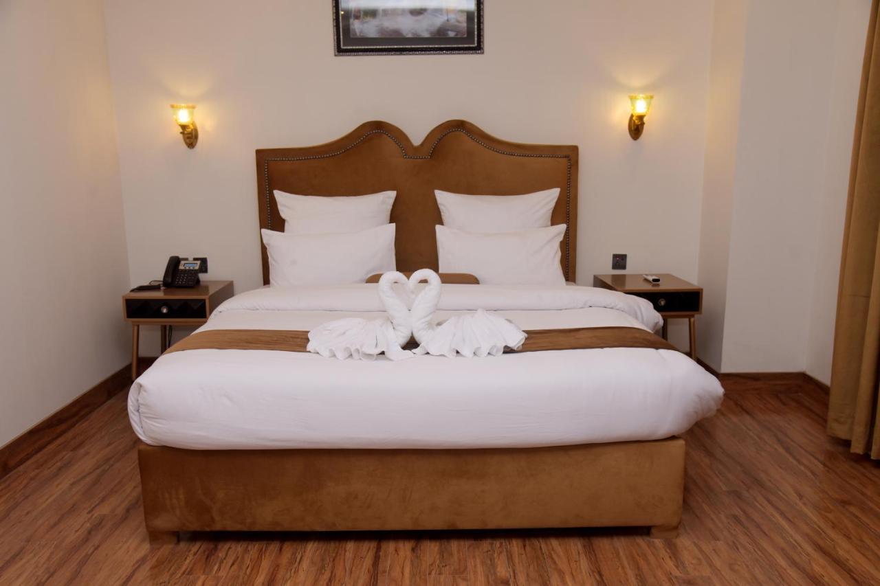 The Rich Hotel & Apartments Lahore Exteriér fotografie