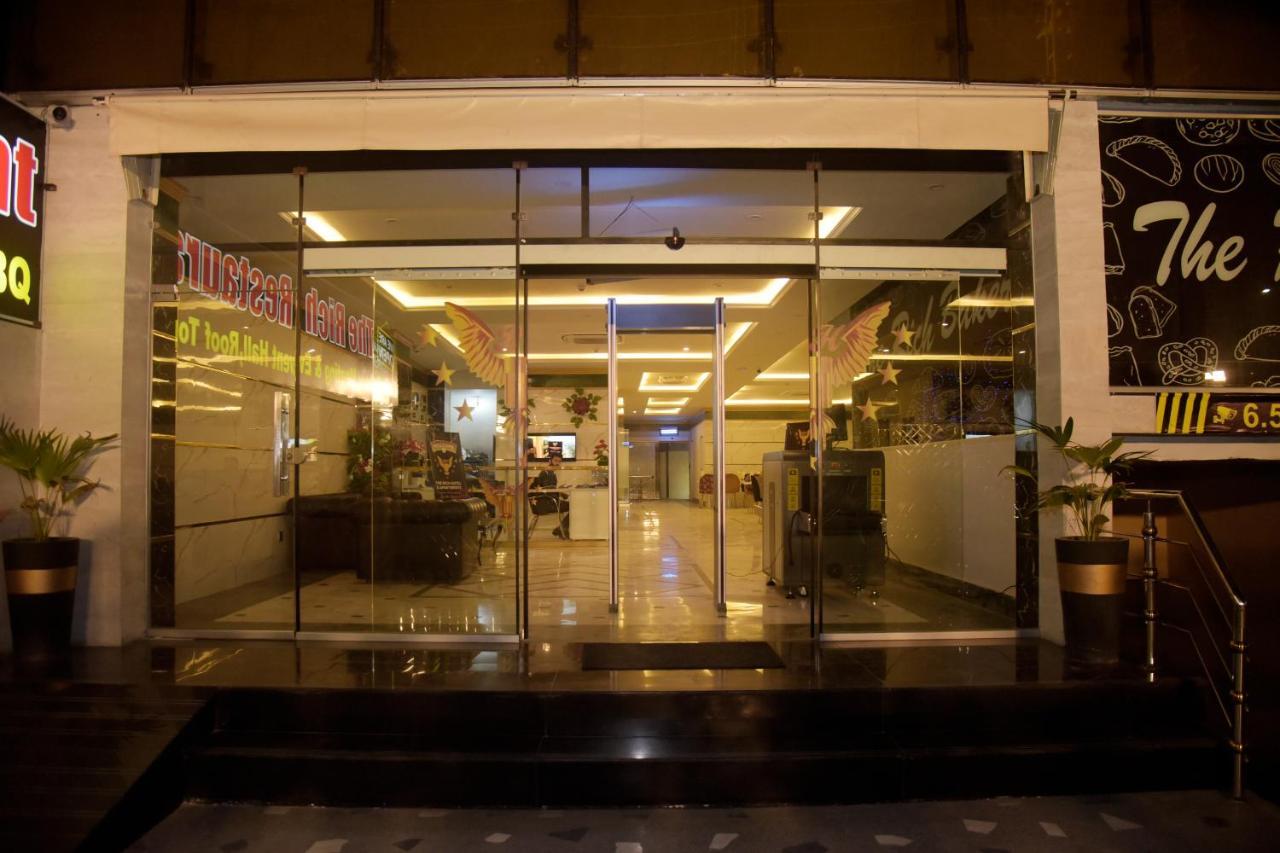The Rich Hotel & Apartments Lahore Exteriér fotografie