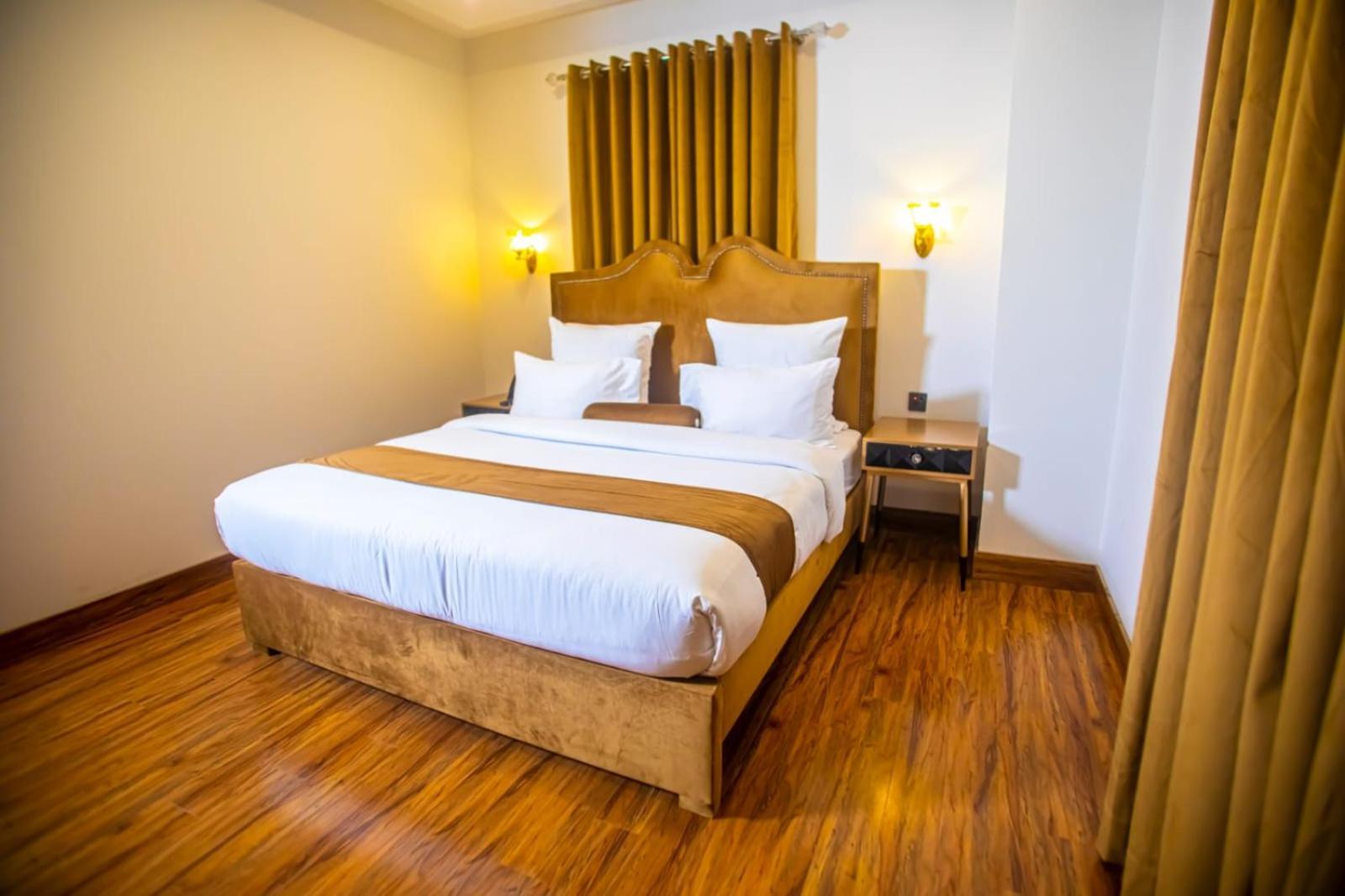 The Rich Hotel & Apartments Lahore Exteriér fotografie