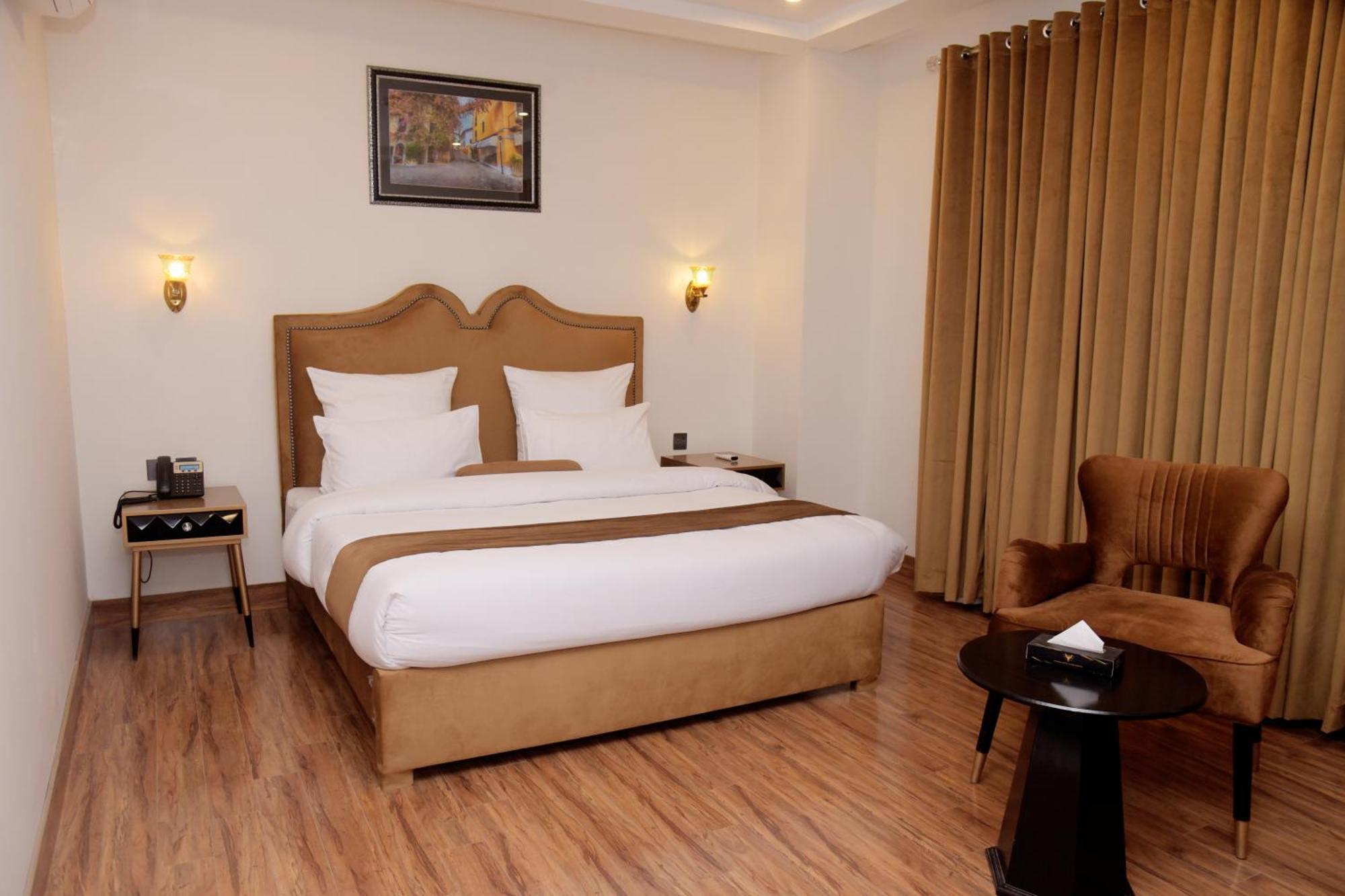 The Rich Hotel & Apartments Lahore Exteriér fotografie